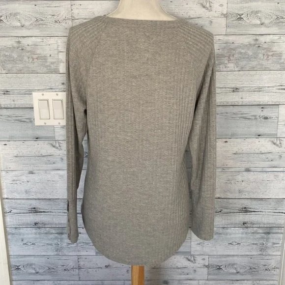 NWT CHASER Small (will fit m also) Gray Oversized Thermal Shirt Button Cuffs - Picture 5 of 9